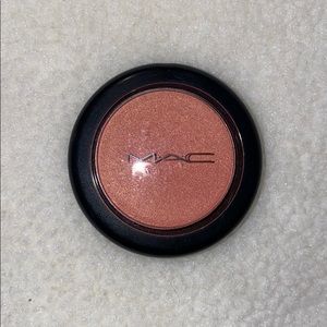 MAC blush